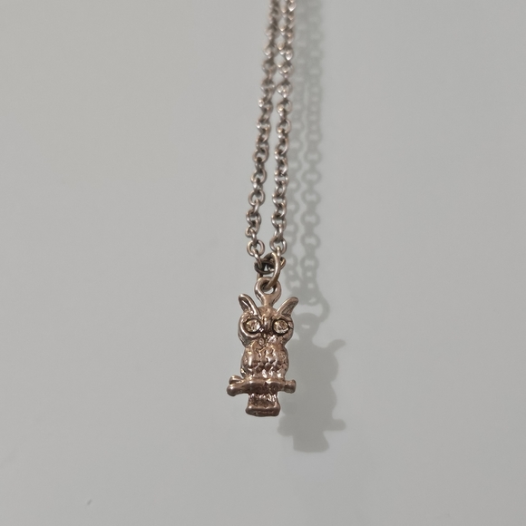 Small Owl Necklace - Picture 3 of 11